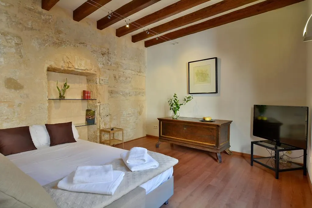 **  Hotel Ramón Llull House Palma de Mallorca España